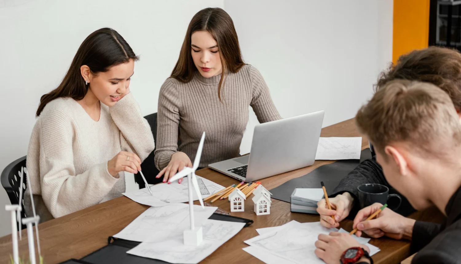 How to start a property management company
